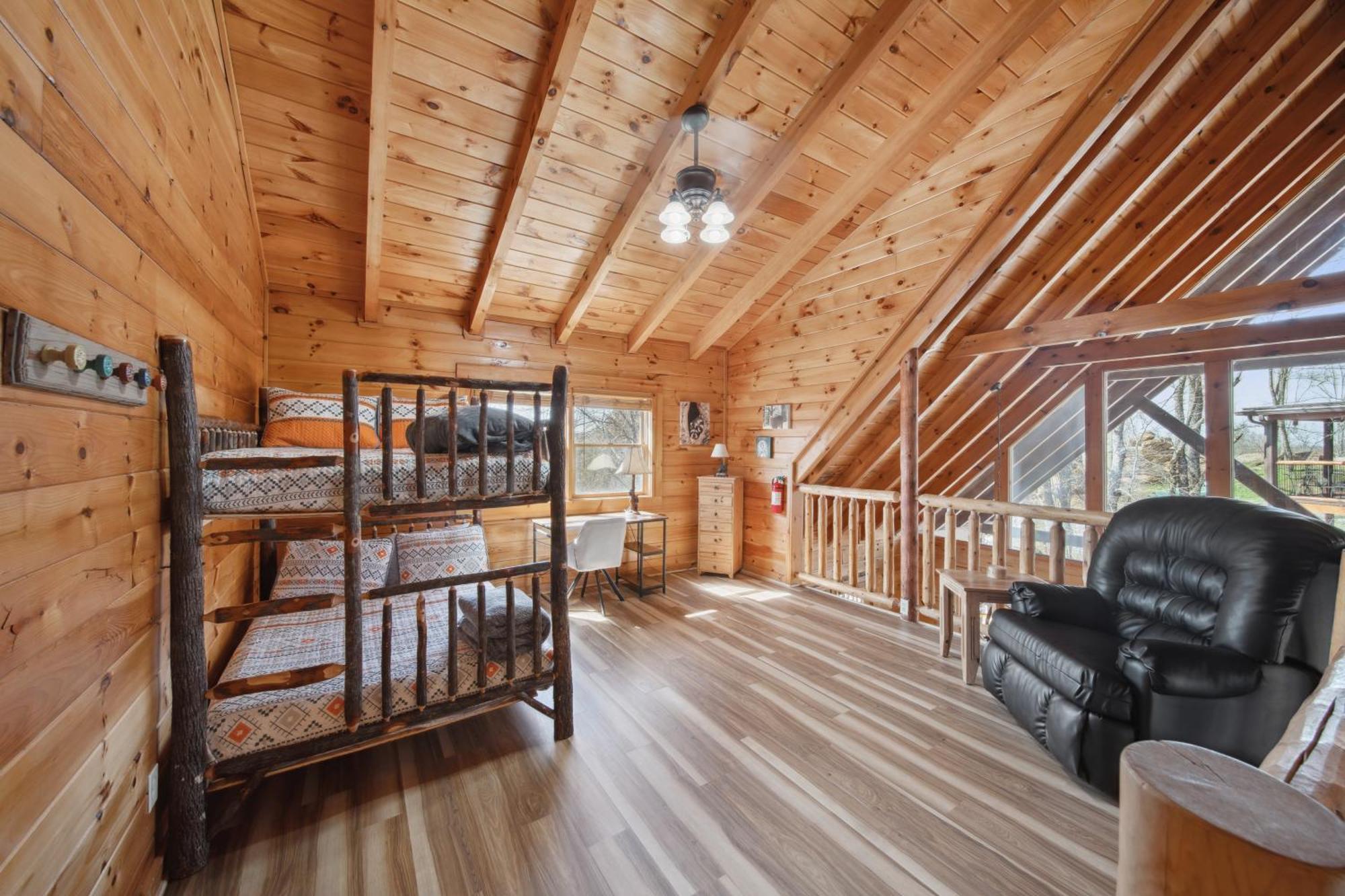 Alpine Resort Near Dollywood, Hot Tub, Game Room, Outdoor Pool, Fast Wifi Pigeon Forge Exterior photo